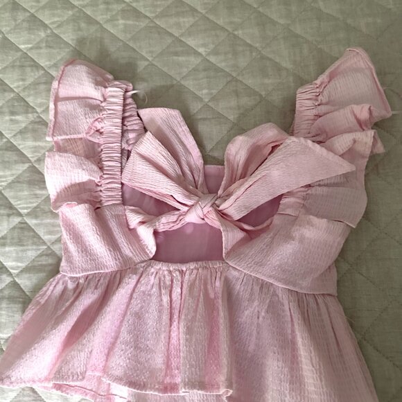 NWT Franki by Francesca’s pink Bella Flutter Sleeve Bow Back Top - Picture 2 of 4